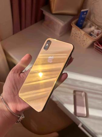 iPhone XS