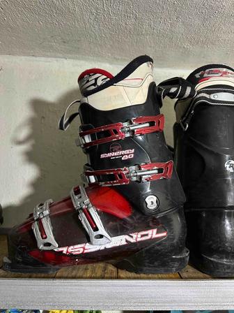 Продам лыжные ботинки Rossignol
