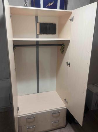 Продам Шкаф для вещей
