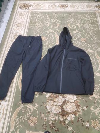 Спортивный костюм новый