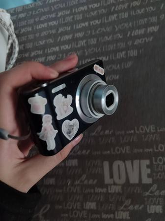 компактный фотоаппарат Sony Cyber-shot