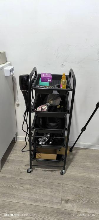 Тележка помощник для салона