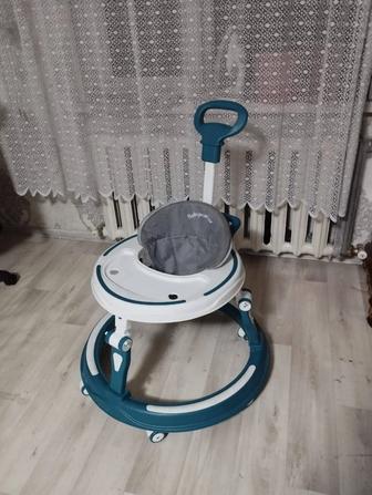 Продам ходунок. В подарок отдам шезлонг