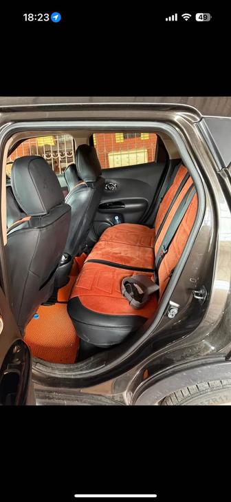 Продам универсальные чехлы в авто