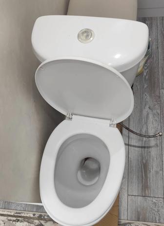 Продам напольный унитаз