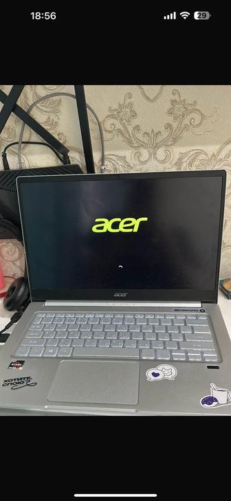 Acer Swift 3 SF31442 Ryzen 5 / SSD 512 GB / Windows 11