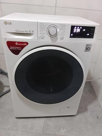 Стиральная машина в отличном состоянии