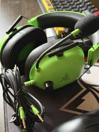 Razer Blackshark V2 X Наушники цвет зеленый