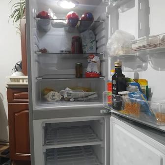 ПРОДАМ ХОЛОДИЛЬНИК в хорошем состоянии
