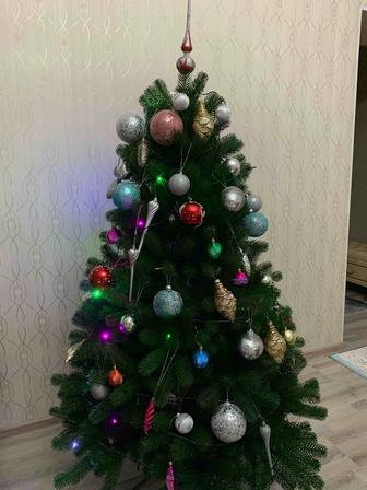 Продам елку срочно