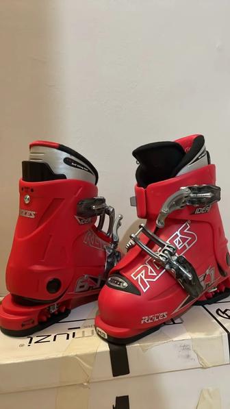 Продам лыжные ботинки детские
