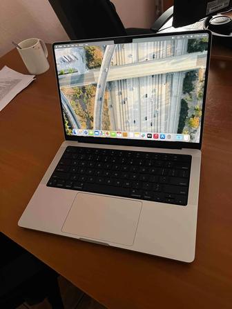 MacBook Apple M1 Pro 14