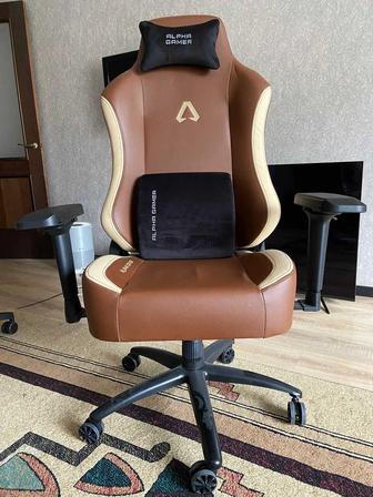 Компьютерное игровое кресло