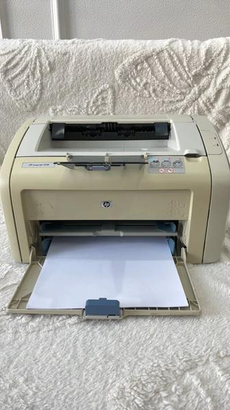 Принтер HP Laserjet 1018