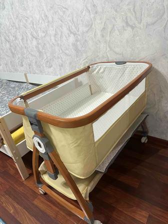 Детская кровать манеж