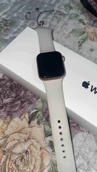 Продается Apple Watch Gold