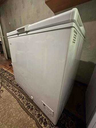 Продам морозильную камеру