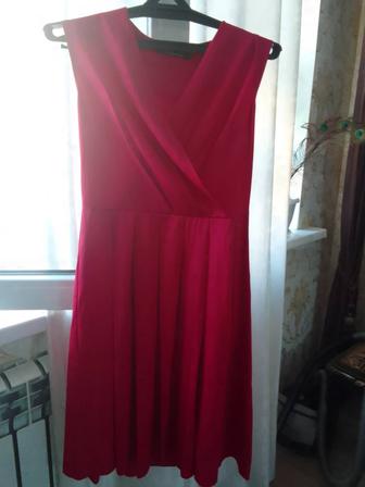 Платье продается