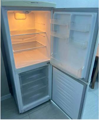 Срочно продается холодильник б/у 35000тг