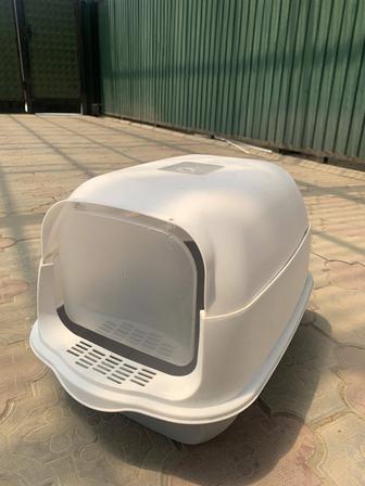 Продам закрытый лоток для кошек.