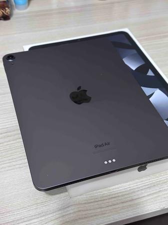 Продам iPad Air 5, 256 Gb, Wi-Fi