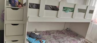 Двух ярусная детская кровать