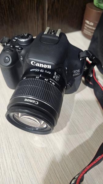 Фотоаппарат Canon 600d