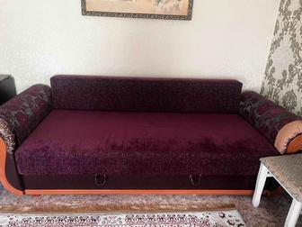Продам бу диван с креслой. Почти даром