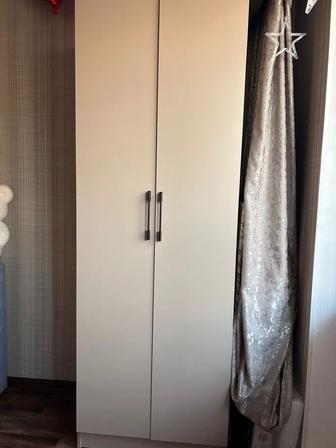 Срочно продам Плательный Шкаф