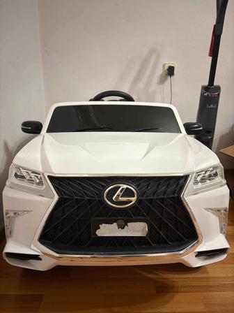 Детская машина, электромобиль