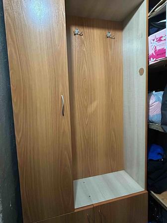 Продаю шкаф для прихожей