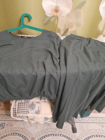 Продам платье женское