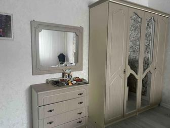 Продам спальный гарнитур