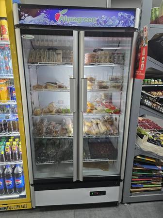 Витринный холодильник Almagreen