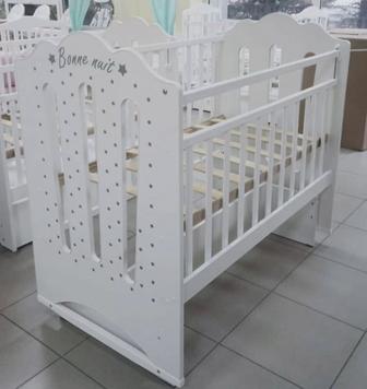 Продам детскую кроватку-маятник