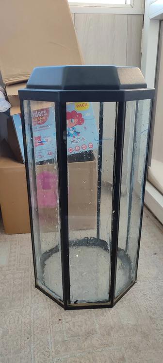 Аквариум,немного пропускает,надо заклеивают,большой