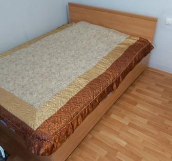 Спальня кровать