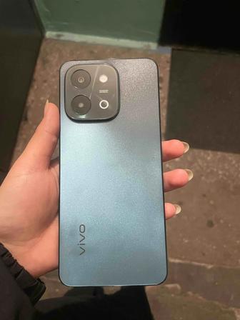 Смартфон VIVO Y28