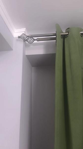 Продам шторы б/у с карнизом