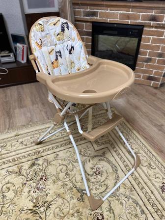 Детский столик