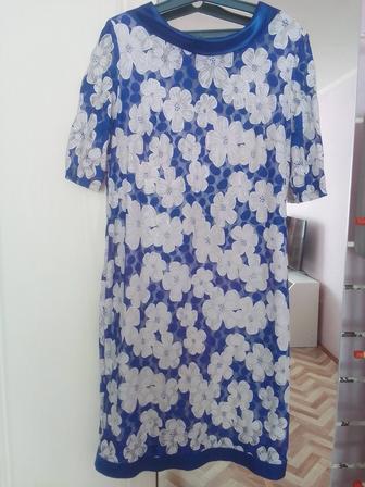 Продам платье женское 52р , б/у , состояние хорошее