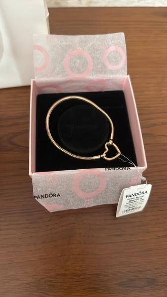 Pandora Браслет