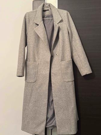 Продам пальто женское