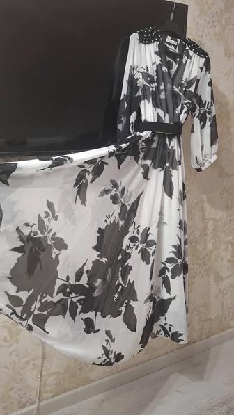 Платье вечернее