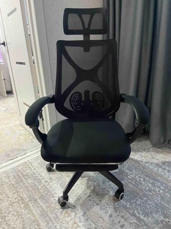 Продаю компьютерный стул