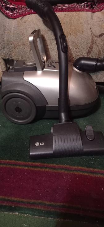Пылесос LG Turbo-S