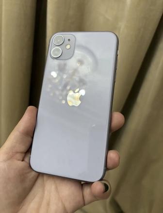 Айфон 11, продам срочно