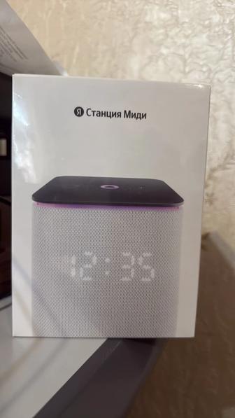 Станция Яндекс Алиса миди