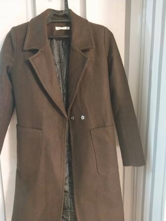 Вещи женский пальто