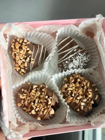 Финики в шоколаде